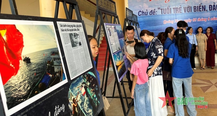 Ausstellung „Jugendliche mit Meer und Inseln Vietnams” in Quang Nam