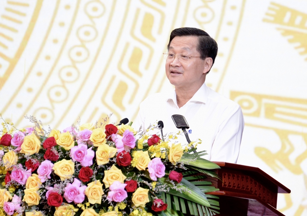 Parlamentspräsident Vuong Dinh Hue besucht Provinz Soc Trang