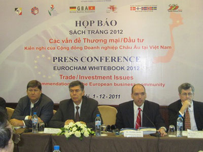 EuroCham ประกาศหนังสือปกขาวปี 2012 เกี่ยวกับบรรยากาศการการประกอบธุรกิจในเวียดนาม