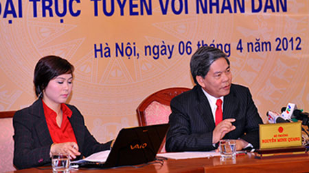 รัฐมนตรีว่าการกระทรวงทรัพยากรและสิ่งแวดล้อมสนทนาออนไลน์กับประชาชน