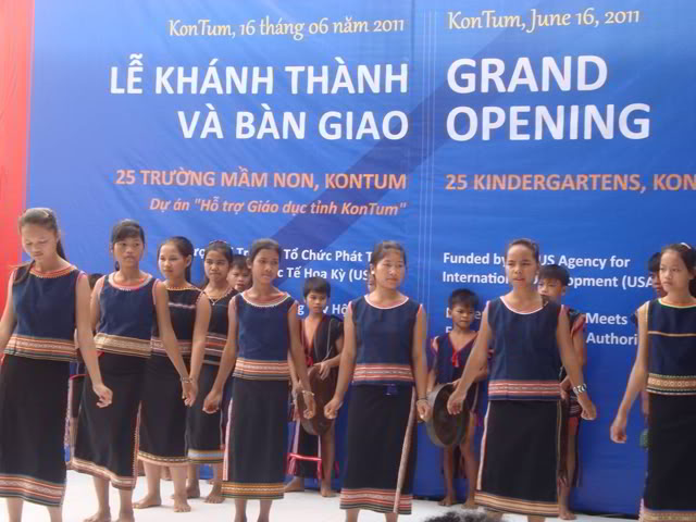 สหรัฐให้การช่วยเหลือเพื่อยกระดับทักษะวีชาชีพให้แก่ครูของจังหวัด KonTum