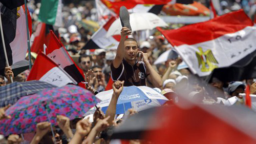 การชุมนุมประท้วงครั้งใหญ่ยังคงดำเนินต่อไปในอียิปต์