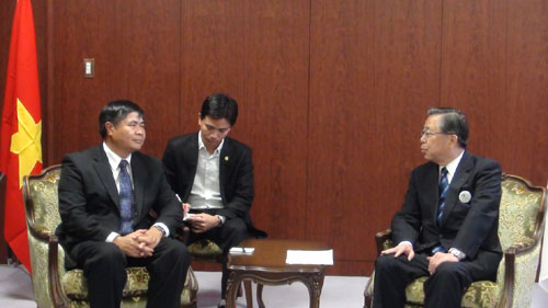 นำความสัมพันธ์ระหว่างเวียดนามกับญี่ปุ่นพัฒนาขึ้นสู่ขั้นสูงใหม่