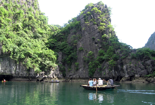 อนุรักษ์และส่งเสริมคุณค่าของอ่าวฮาลอง- มรดกธรรมชาติของโลก