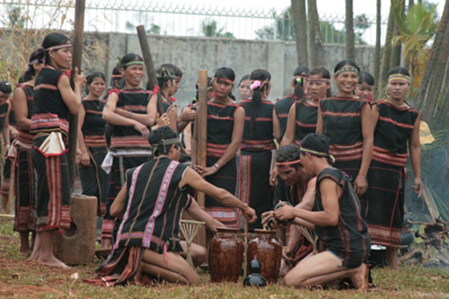 วันวัฒนธรรมเขตที่ราบสูงTâyNguyên ในกรุงฮานอย