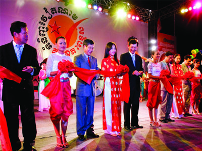 งานแสดงสินค้าเวียดนามที่มีคุณภาพสูงและส่งออกครั้งที่ 10 ในประเทศกัมพูชา