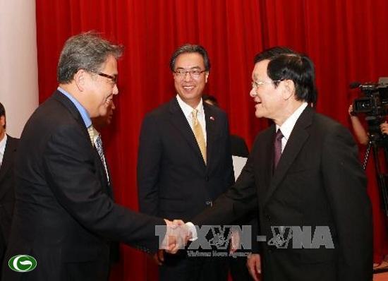 ประธานประเทศ TrươngTấnSang ให้การต้อนรับคณะนักวิชาการของสาธารณรัฐเกาเหลี