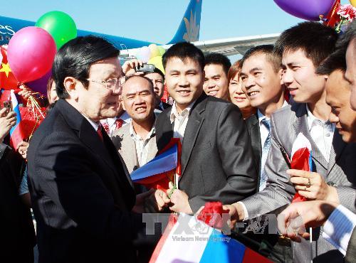 ประธานประเทศเข้าร่วมการประชุมเอเปกครั้งที่ 20 และเยือนคาร์ซักสถาน