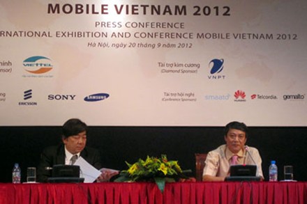 งานนิทรรศการและการประชุมนานาชาติ Mobile เวียดนาม 2012
