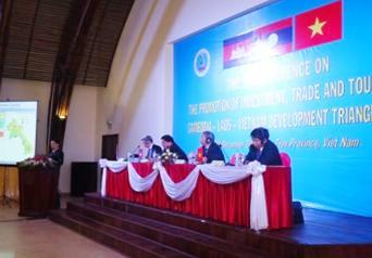 ขยายการส่งเสริมการลงทุนในเขตสามเหลี่ยมพัฒนากัมพูชา ลาว เวียดนาม