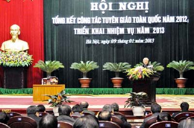 เลขาธิการใหญ่Nguyễn Phú Trọngเข้าร่วมการประชุมสรุปผลงานด้านประชาสัมพันธ์