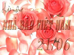 ท่านผู้ฟัง Nguyễn Văn Tẹo อวยพรวีโอวีในโอกาสวันหนังสือพิมพ์ปฏิวัติเวียดนาม