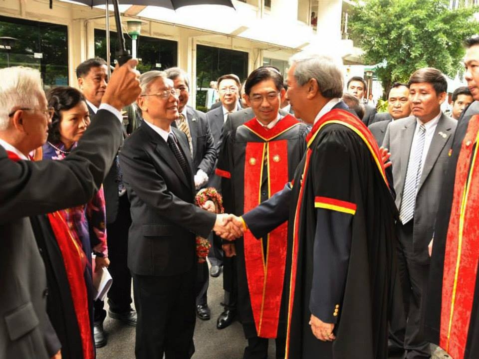 จดหมายจากท่านผู้ฟัง  Attapon