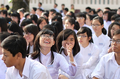 เปลี่ยนแปลงใหม่การศึกษาและฝึกอบรมเวียดนามในขั้นพื้นฐานและทุกด้าน