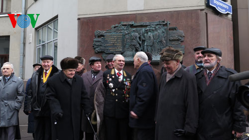 รัสเซียเปิดป้ายอนุสรสถานเพื่อรำลึกถึงชาวรัสเซียในสงครามพิทักษ์รักษาปิตุภูมิ