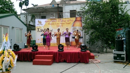 ฉลองเทศกาลบุญปีใหม่ที่กรุงฮานอย