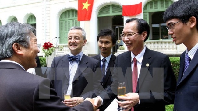 ฉลองครบรอบ 226 ปีวันชาติฝรั่งเศสในฮานอย