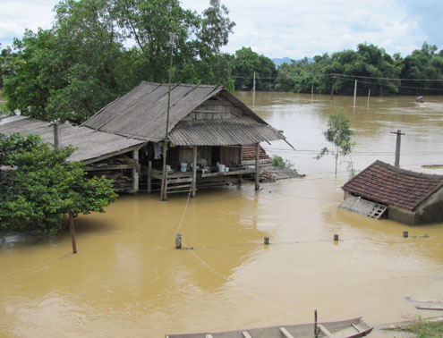 ท้องถิ่นต่างๆแก้ไขผลเสียหายจากพายุน้ำหลาก