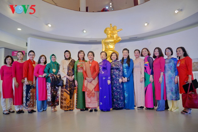 พิธีมอบรางวัลสตรีเวียดนามปี 2018 ครั้งที่ 15