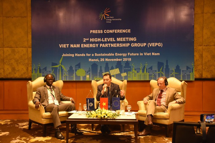เวียดนามยืนยันว่าจะมุ่งสู่การพัฒนาพลังงานที่เป็นมิตรกับสิ่งแวดล้อมและยั่งยืน