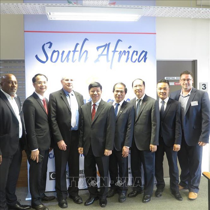 เวียดนามและแอฟริกาใต้อำนวยความสะดวกให้แก่สถานประกอบการของทั้งสองประเทศผลักดันความร่วมมือลงทุน