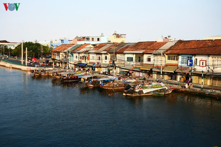 ท่าเรือโบราณ บิ่งดง