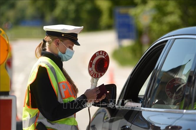 เยอรมนีและกลุ่ม 4 ประเทศ Visegrad เห็นพ้องยกเลิกการควบคุมเขตชายแดนโดยเร็ว