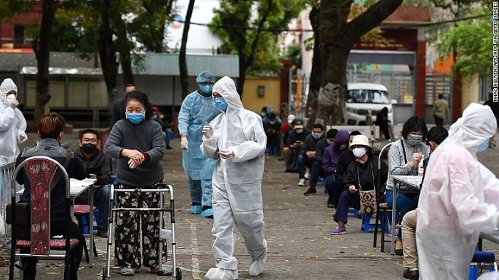 สำนักข่าวซีเอ็นเอ็นยกย่องเวียดนามที่ได้ควบคุมการแพร่ระบาดของโรคโควิด-19 อย่างมีประสิทธิภาพ