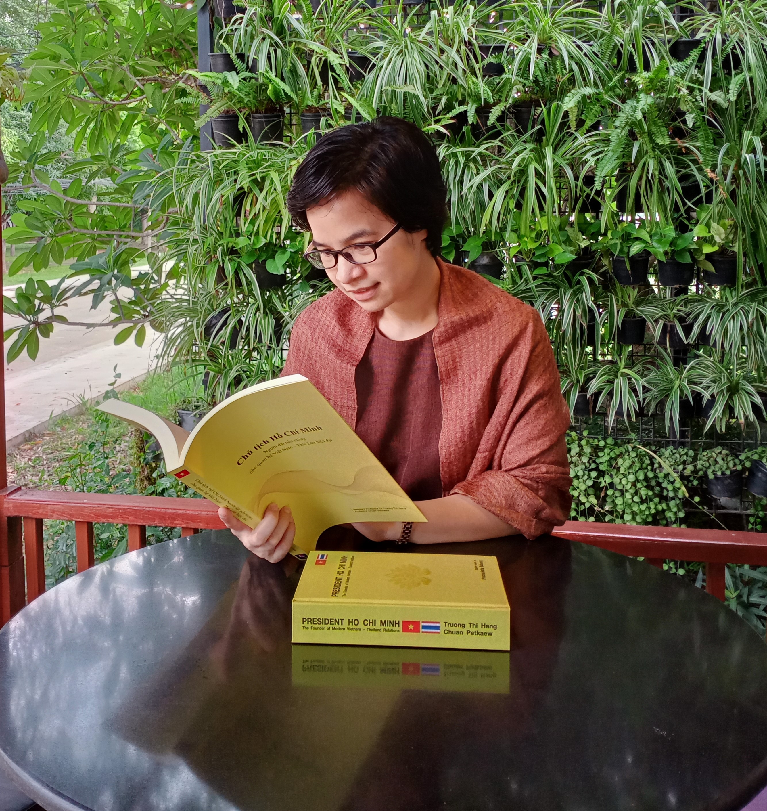 “ประธานโฮจิมินห์-ผู้วางรากฐานสัมพันธไมตรีระหว่างประเทศเวียดนามกับประเทศไทยปัจจุบัน”