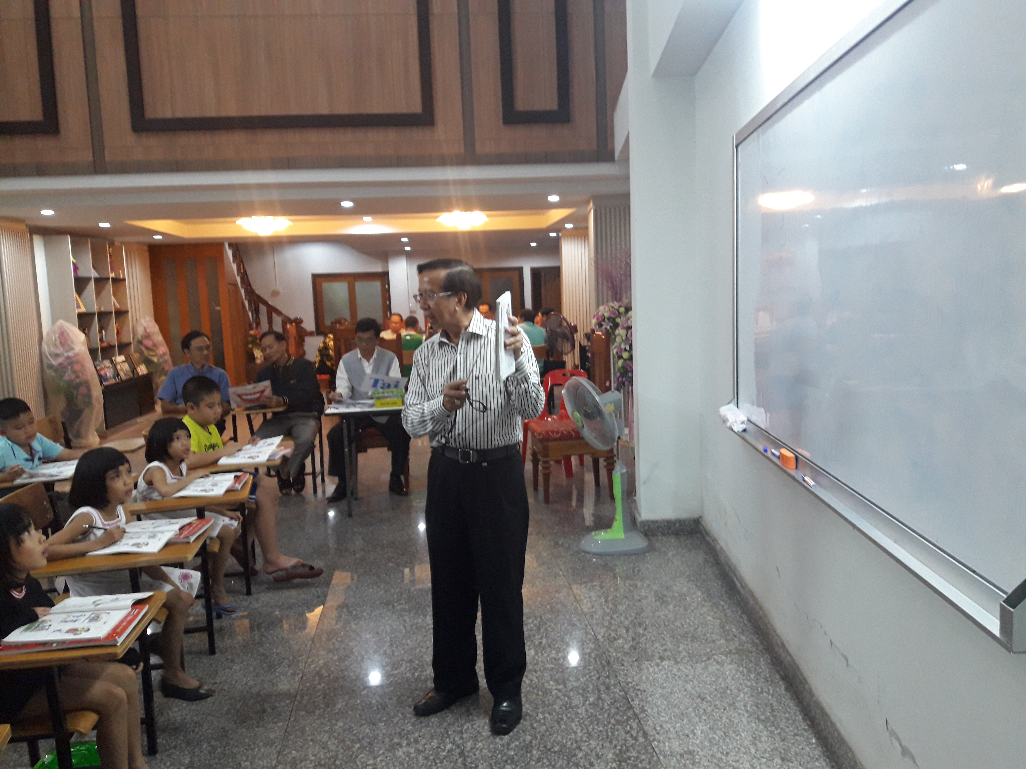 เพื่อให้ภาษาเวียดนามได้รับการเผยแพร่ในประเทศไทย