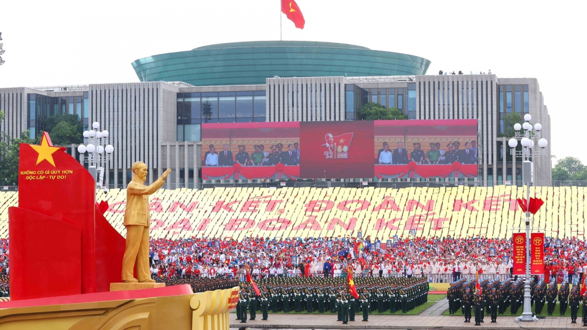 พรรคสถิตในใจของประชาชน - แหล่งที่มาของพลังที่เข้มแข็งของพรรค