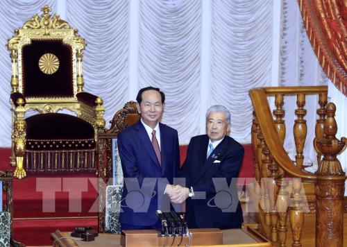 Tran Dai Quang주석  일본 건마성 방문