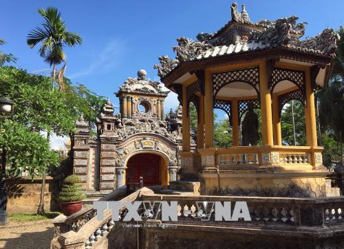 후에, 3D 모형으로 Tu Duc왕능 및 An Dinh궁 보존