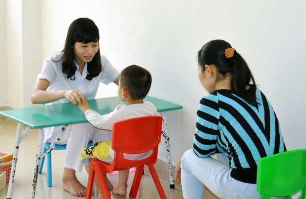 베트남 자폐아동을 위한 기능회복 지원자료 개선회의