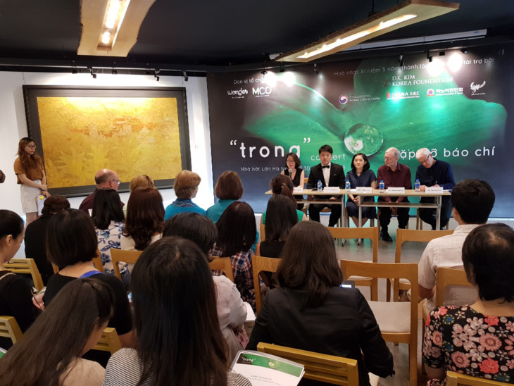 많은 베트남과 국제 예술인들  ‘투명(Trong)’ 콘서트에서 공연
