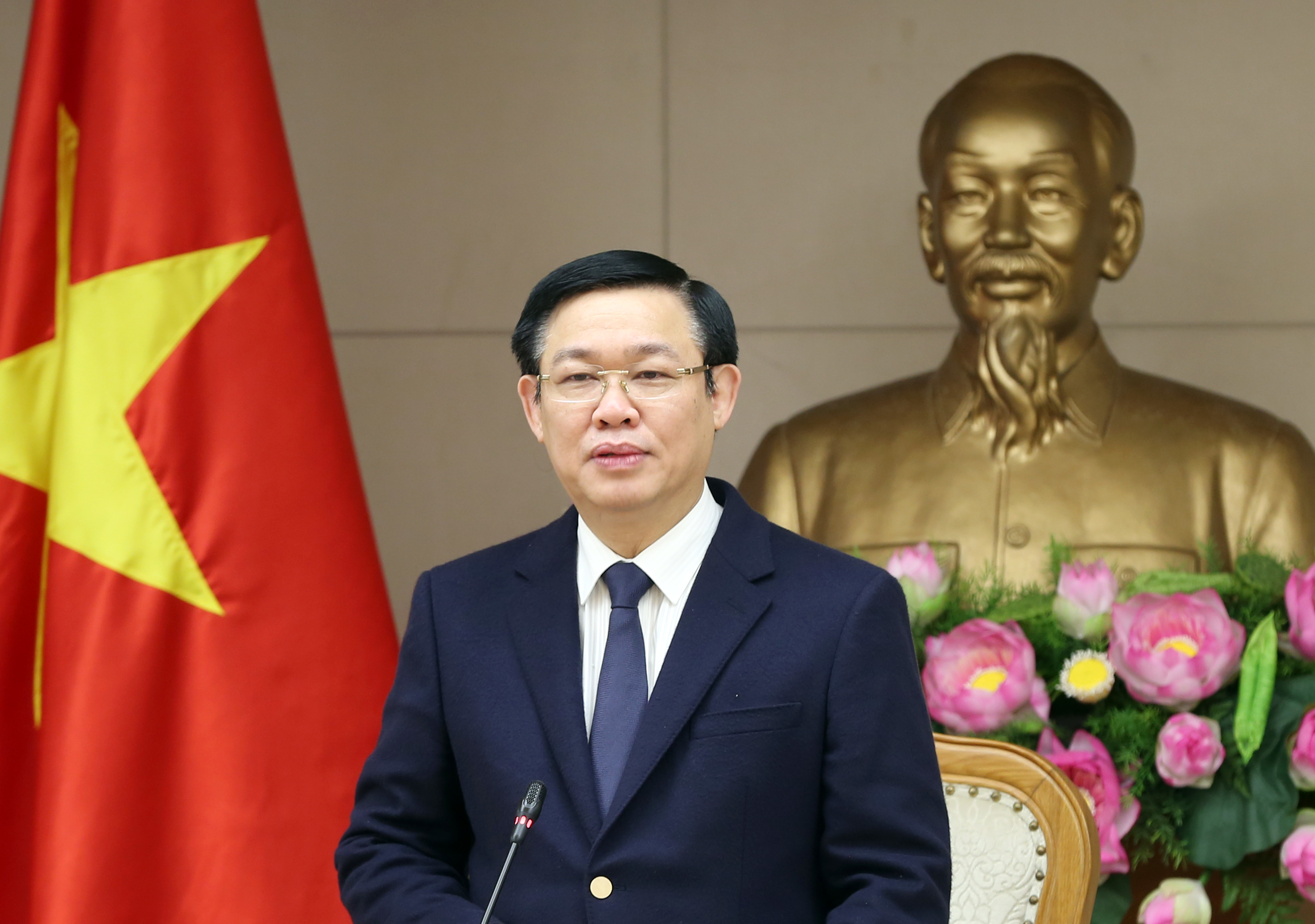 Inicia vicepremier vietnamita gira por países africanos