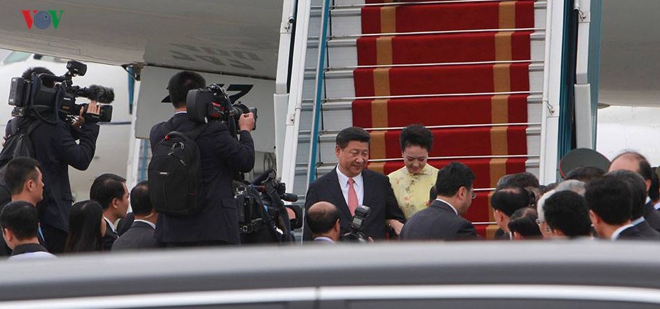 Быть плечом к плечу для будущего вьетнамо-китайских отношений