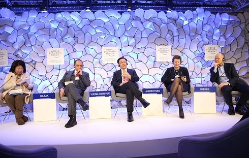 Выонг Динь Хюэ: Вьетнам вместе с АСЕАН уверенно продвигается вперед