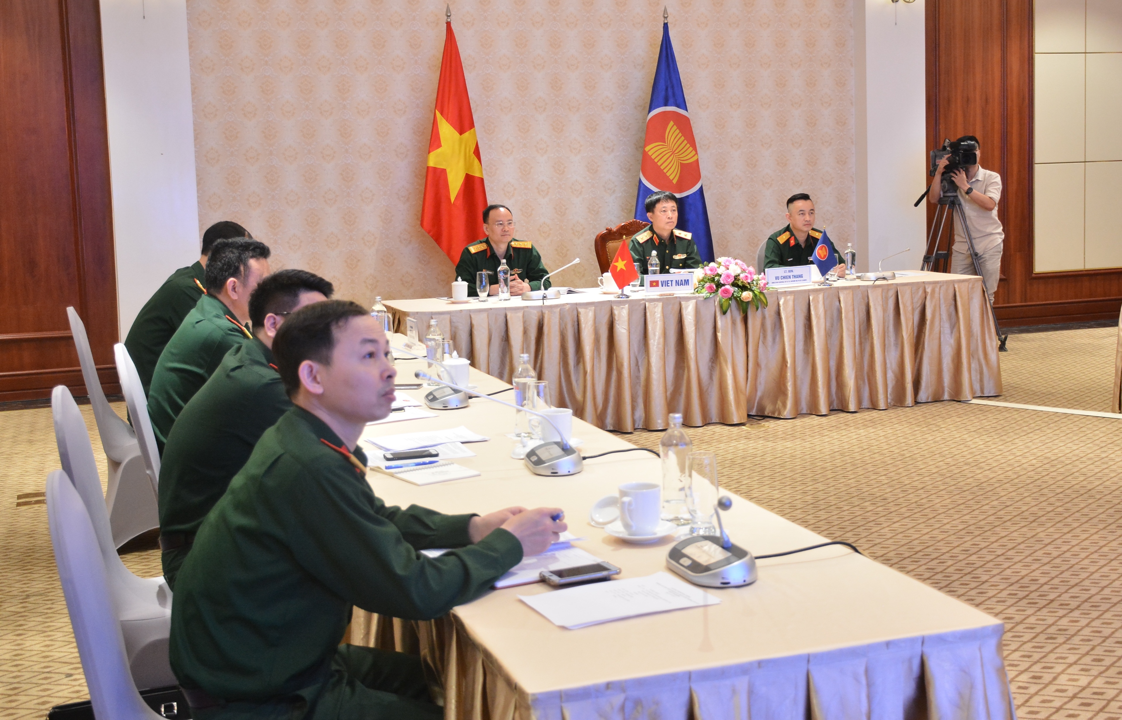 Онлайн-встреча старших военных должностных лиц АСЕАН в расширенном составе