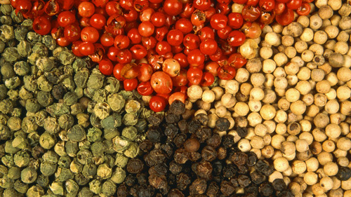 Вьетнам занимает первое место по экспорту черного перца