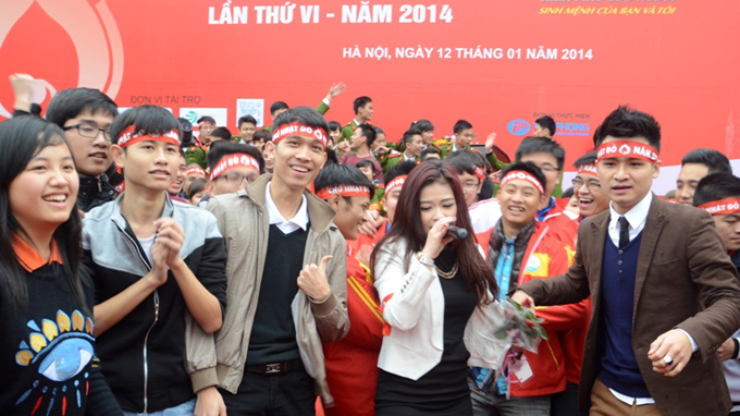 6-й праздник доноров крови под названием «Красное воскресенье»