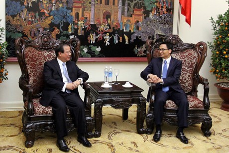 Вьетнам и Лаос активизируют сотрудничество в сферах информации, культуры и туризма