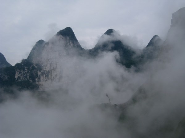 Каменное плоскогорье Донгван посетили тысячи туристов в новогодние дни