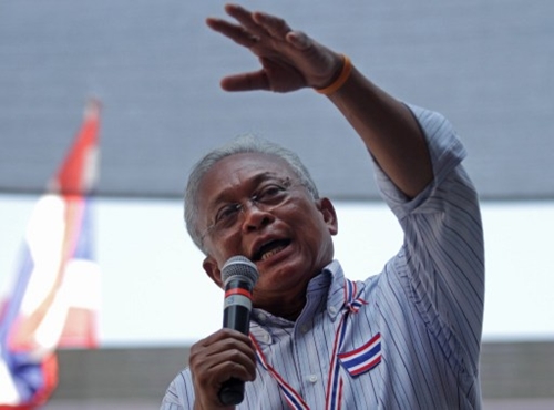 Таиланд: Уголовный суд выдал ордер на арест лидеров оппозиции