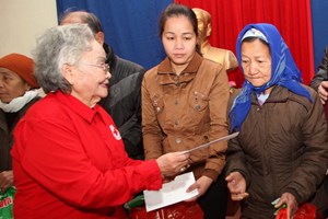 2005-2012 гг.: во Вьетнаме быстро сократилось число малоимущих семей