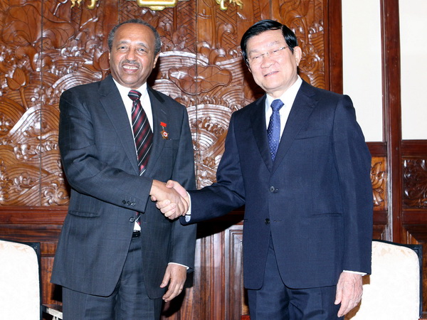 Генсек МФ обществ красного креста высоко оценивает гумманитарную деятельность Вьетнама