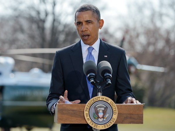 Обама подписал закон о предоставлении кредитных гарантий Украине и санкциях против России