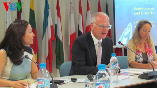 Культурный обмен между Вьетнамом и европейскими странами