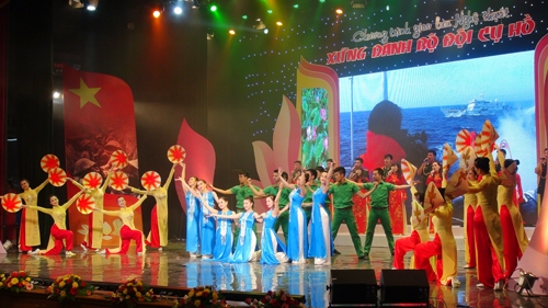 Вручены премии победителям конкурса сочинений на тему «Простые и благородные примеры»