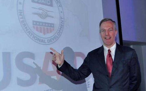 Назначенный посол США в СРВ предложил снять запрет на поставки оружия